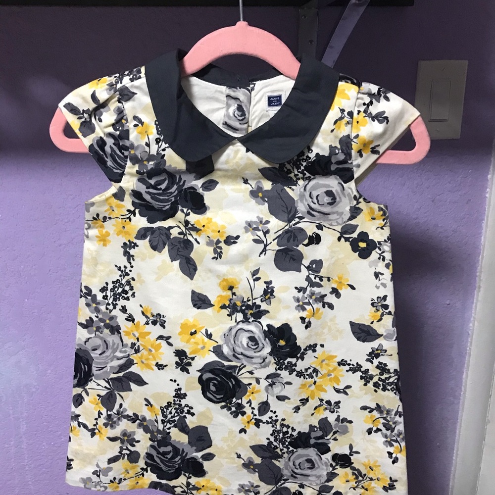 Beautiful Janie & Jack dress 👗